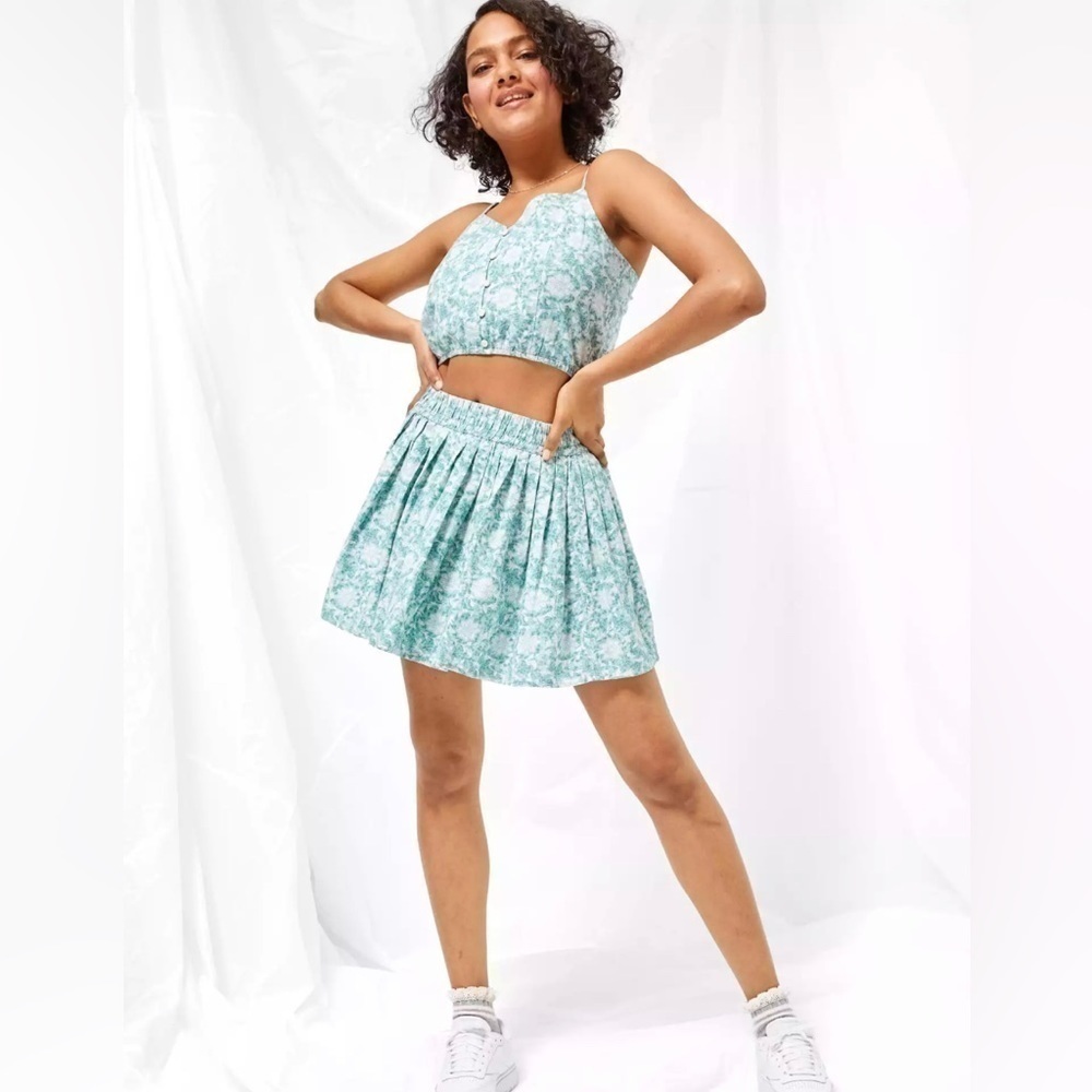 American Eagle two piece set cami pleated cinched skirt size small